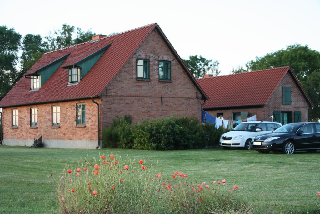Ferienwohnungen Dargatz Lussvitz Exterior photo
